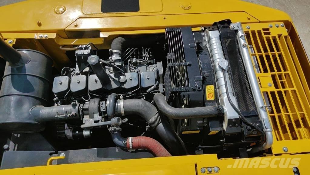 Komatsu pc220-7 Pásové rýpadlá