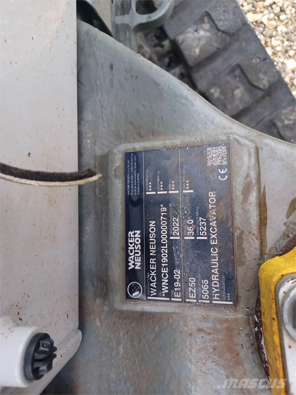 Wacker Neuson EZ50 Pásové rýpadlá
