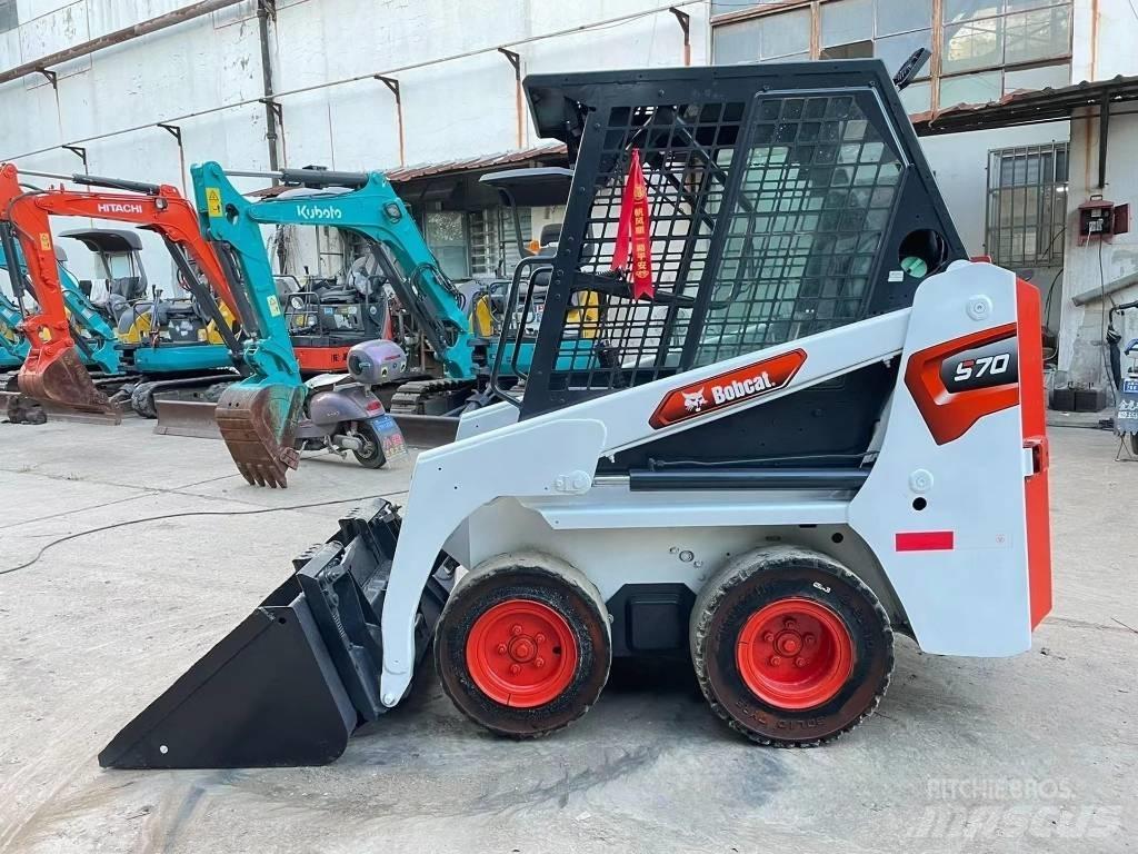 Bobcat S 70 Šmykom riadené nakladače