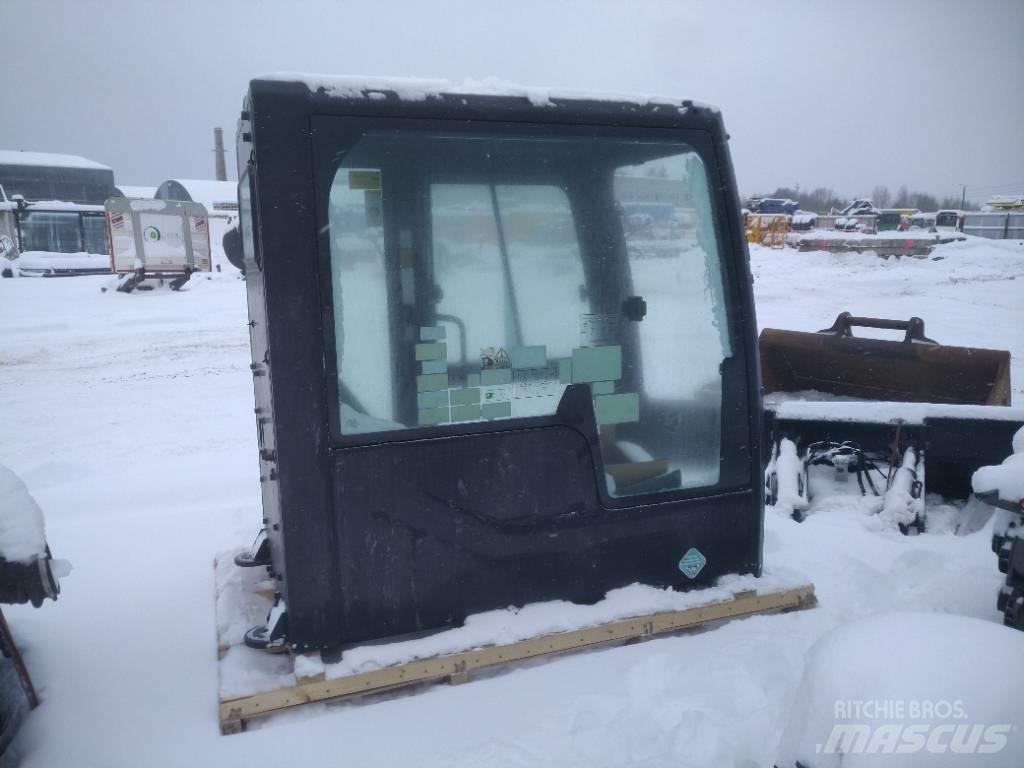 Volvo BM 325FL Cabin Kabíny a interiér
