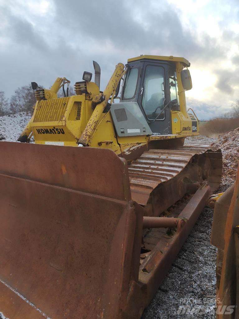 Komatsu D 65 PX-12 Pásové dozéry