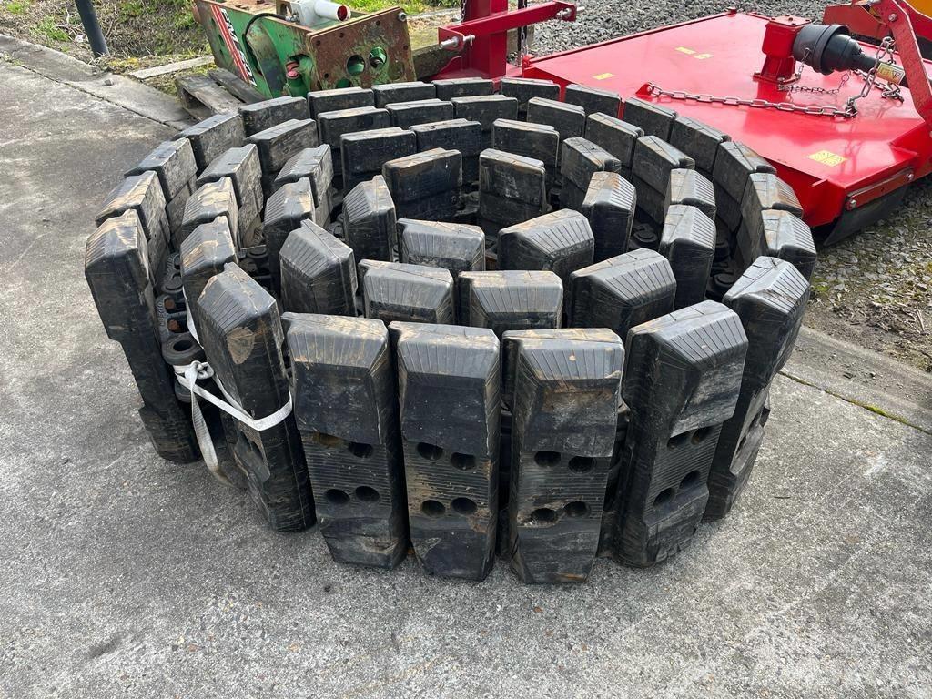 Doosan DX 235 Pásy, reťaze a podvozok