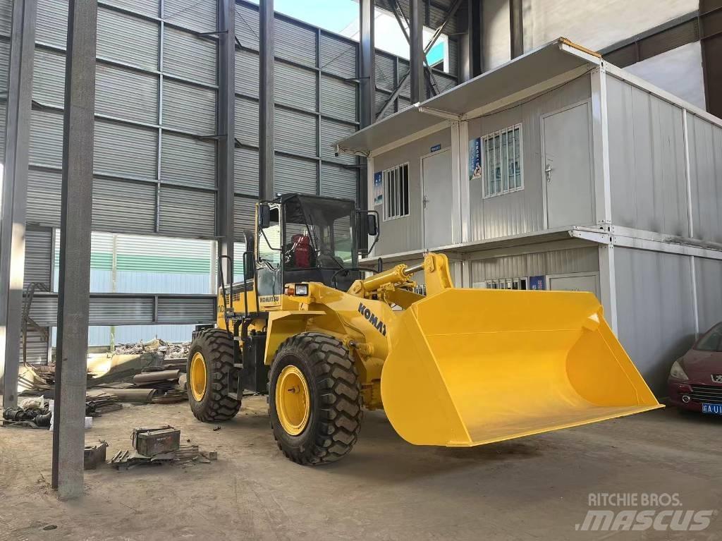 Komatsu WA 320-3 Kolesové nakladače