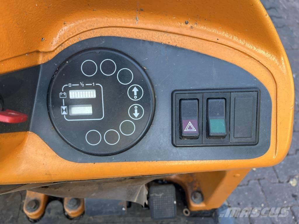 Still R06    V-4254 Vlečné vozíky