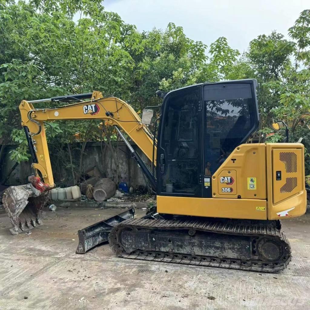 CAT 306 Pásové rýpadlá
