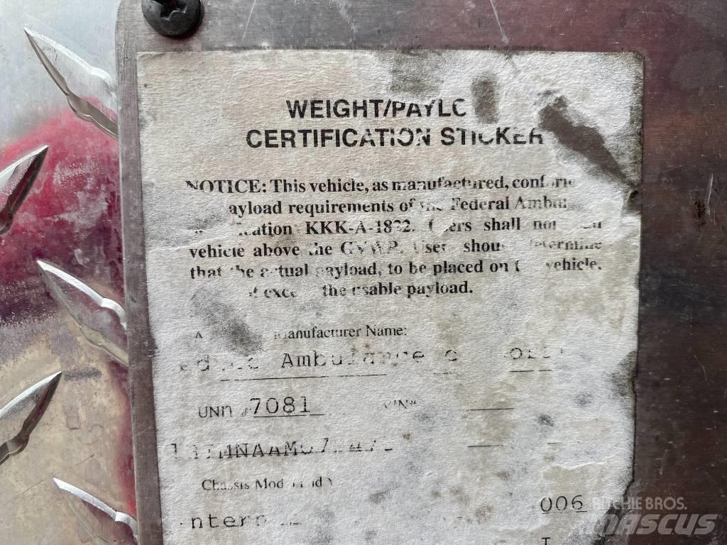 International 4300 Sanitky