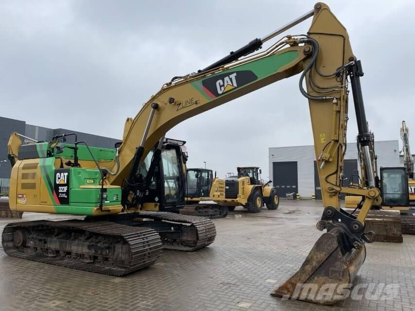 CAT 323F Z-Line Pásové rýpadlá