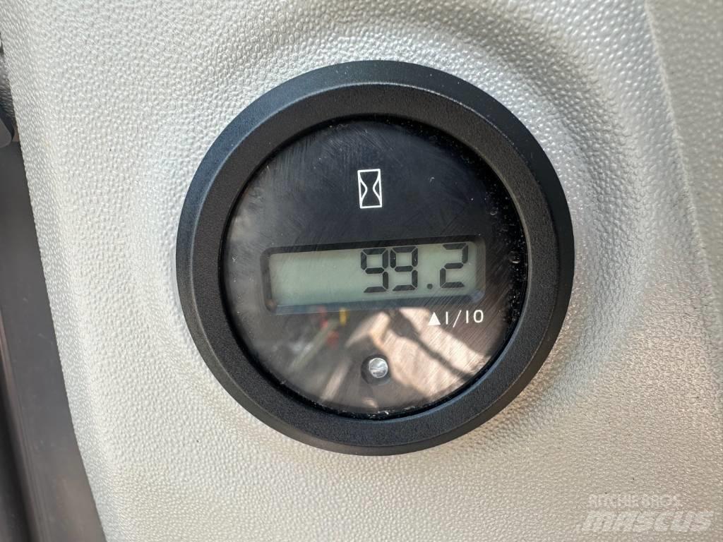 Volvo EC 230FL Pásové rýpadlá