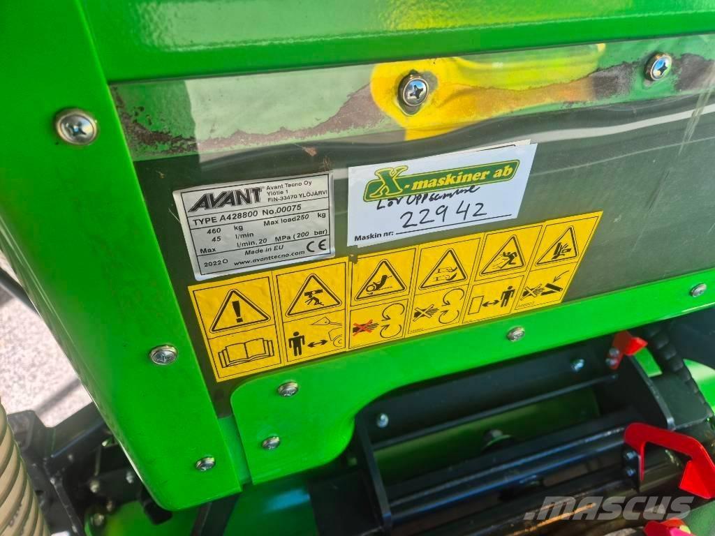 Avant Lövsug DEMO Šmykom riadené nakladače