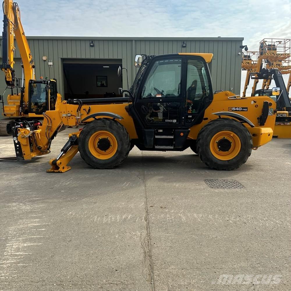 JCB 540-140 Teleskopické manipulátory