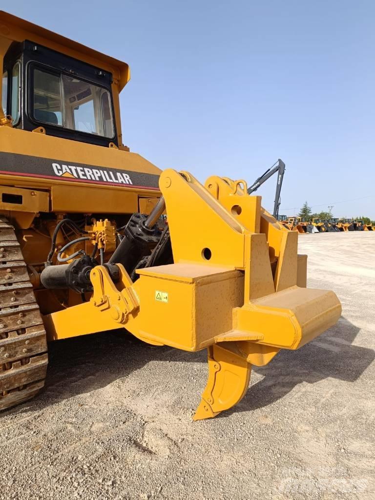 CAT D 8 L Pásové dozéry