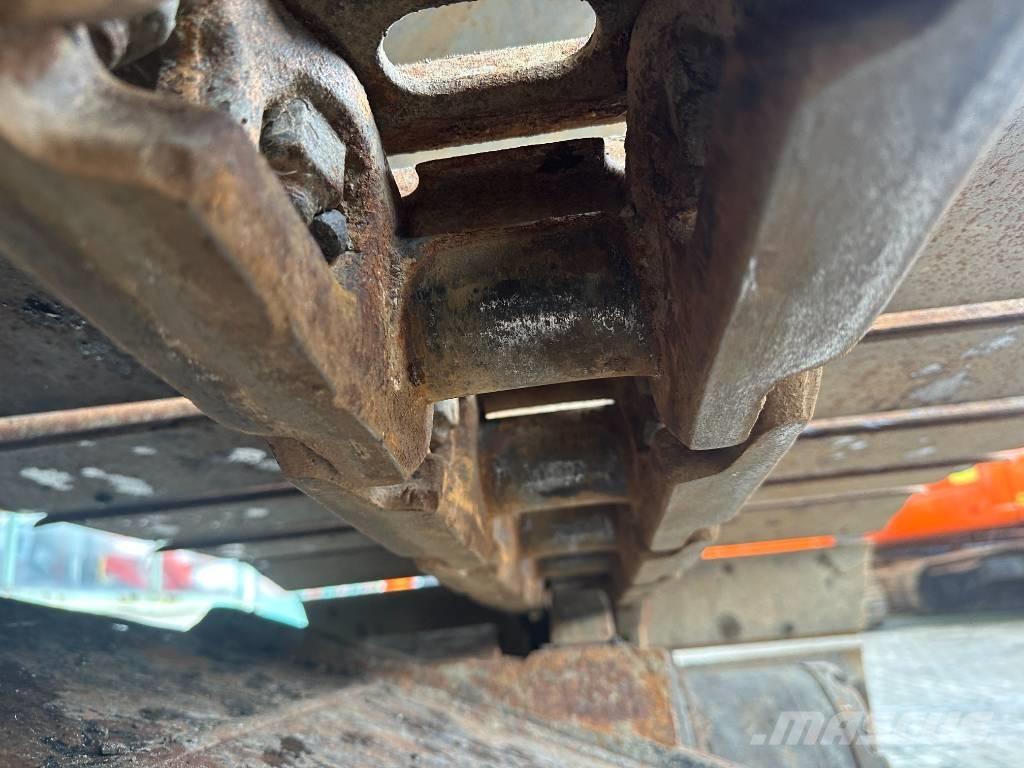 Hitachi ZH 210 LC-5B Pásové rýpadlá