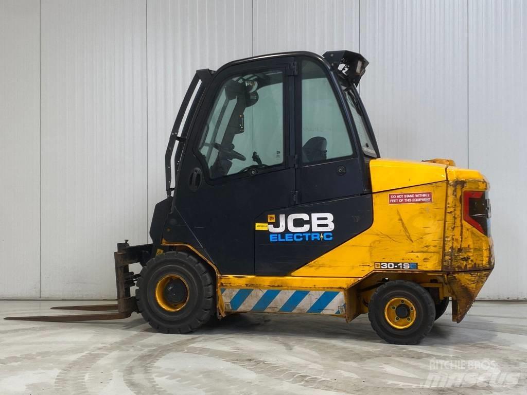 JCB TLT30-19E Akumulátorové vozíky