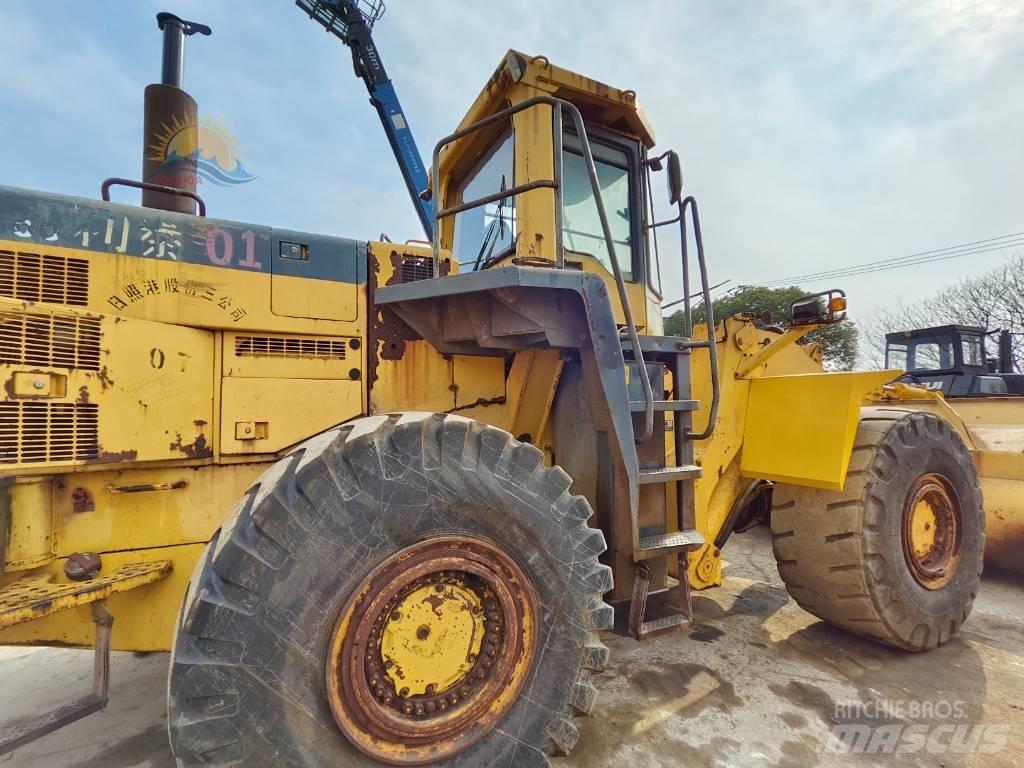 Komatsu WA 500 Kolesové nakladače