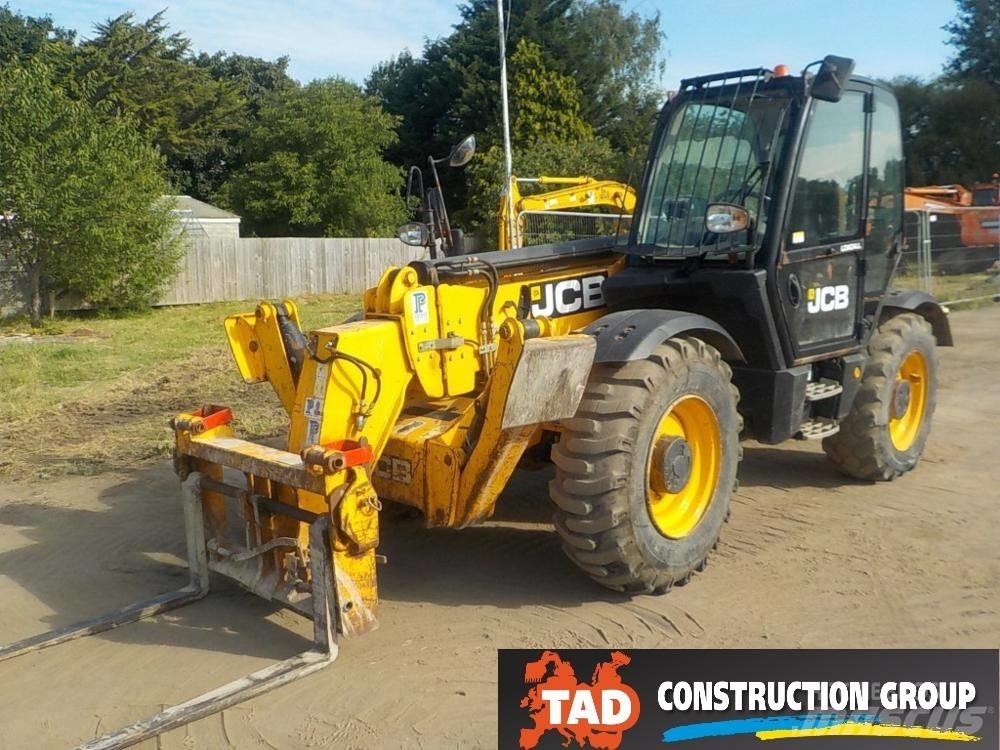 JCB 535-125 Teleskopické manipulátory