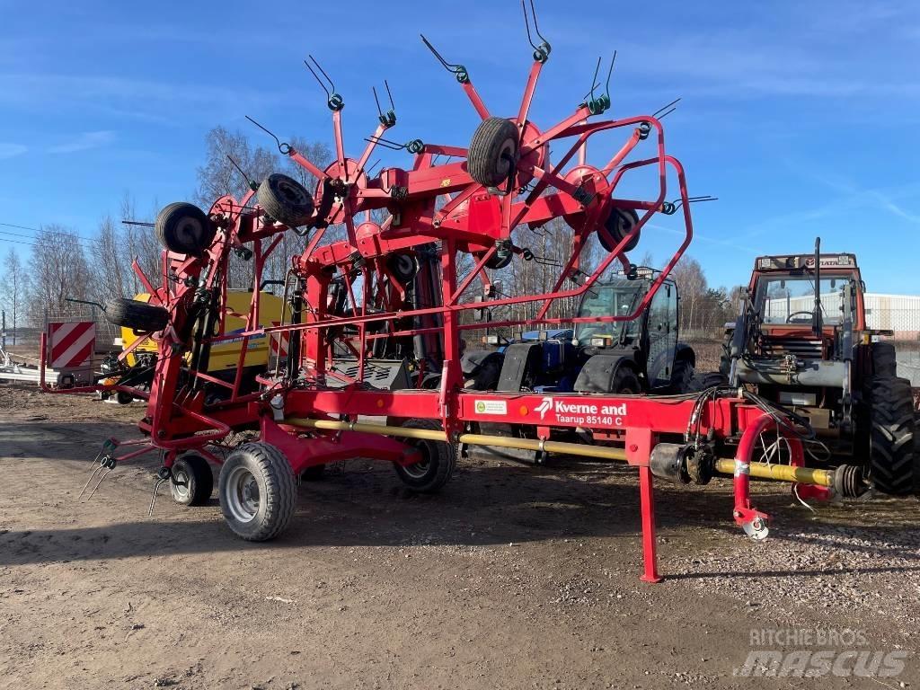 Kverneland 85140C Obracače a zhrabovače sena