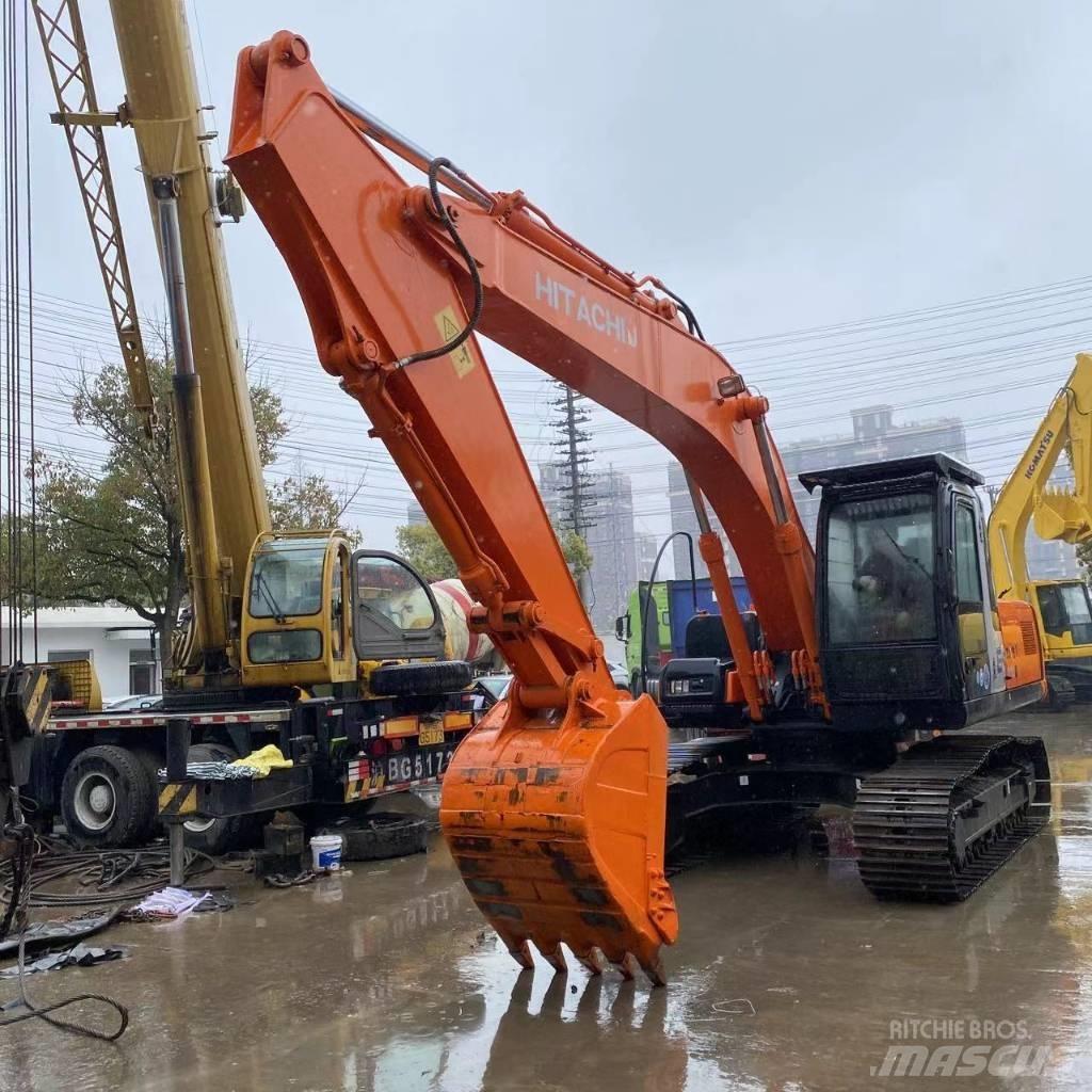 Hitachi ZX 210 Pásové rýpadlá