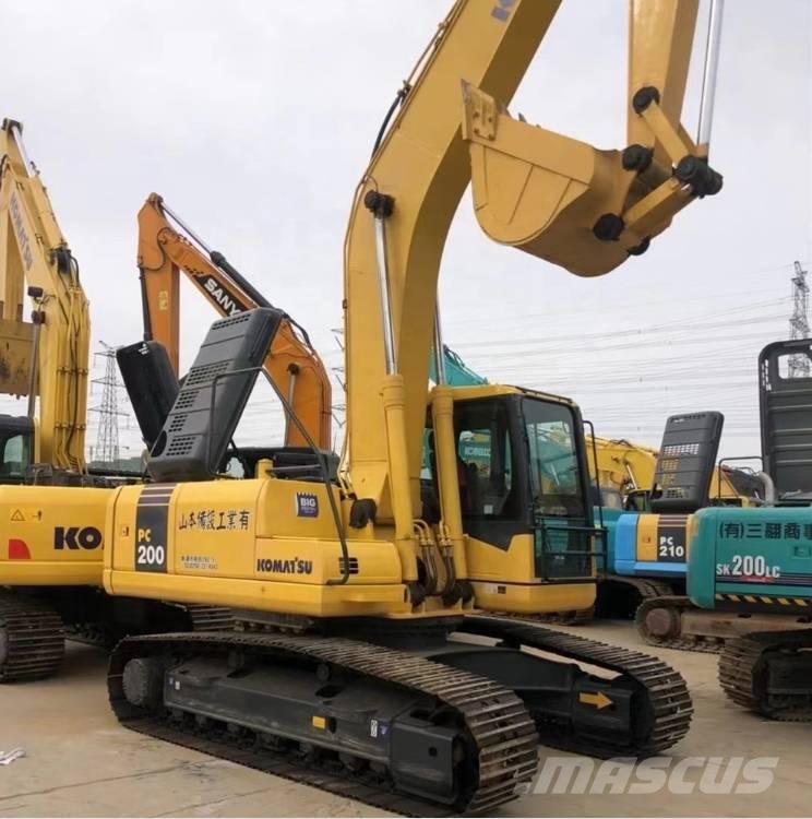 Komatsu pc200-7 Pásové rýpadlá