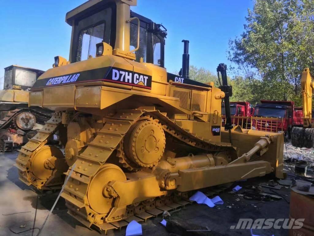 CAT D7H Pásové dozéry