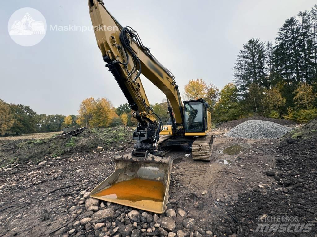 CAT 323 Pásové rýpadlá