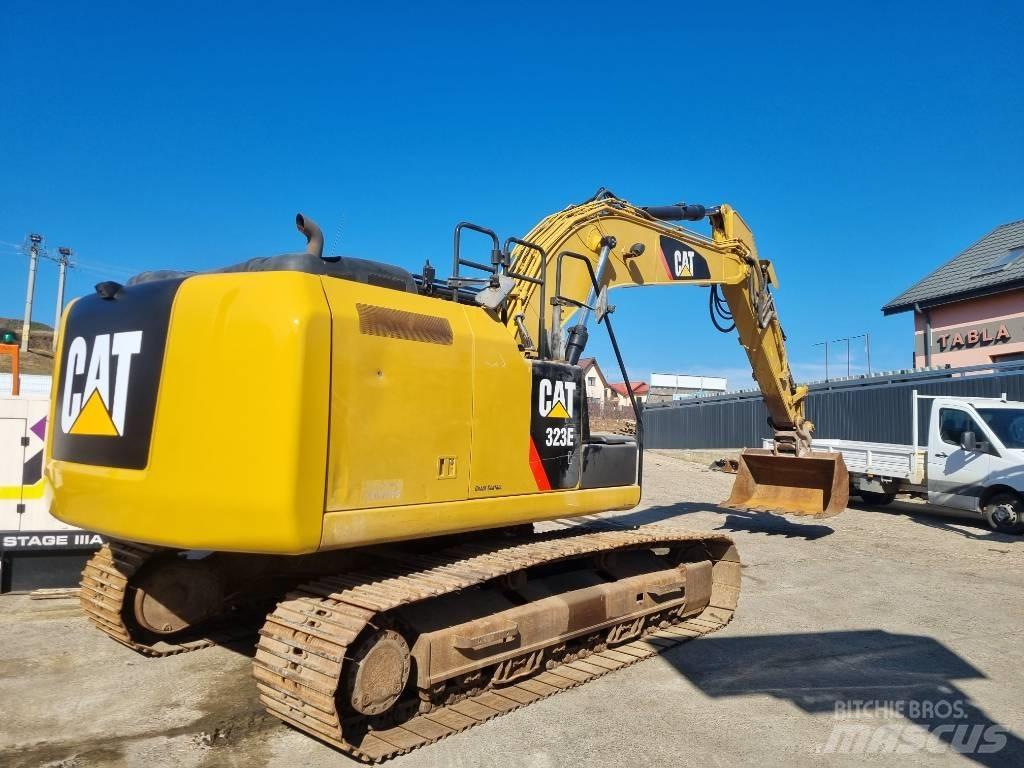 CAT 323 EL Pásové rýpadlá