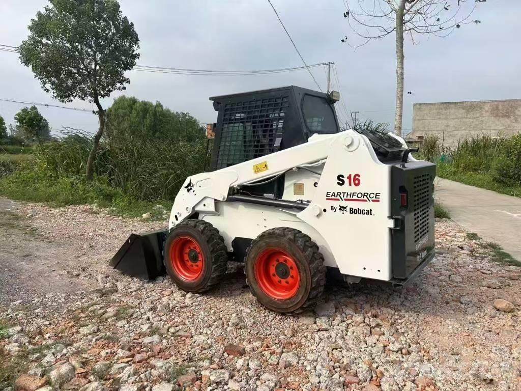 Bobcat S 16 Šmykom riadené nakladače