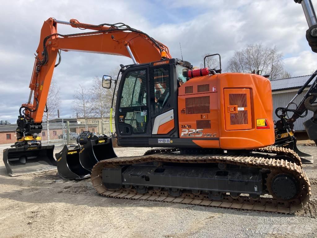 Hitachi ZX 225 US LC Pásové rýpadlá