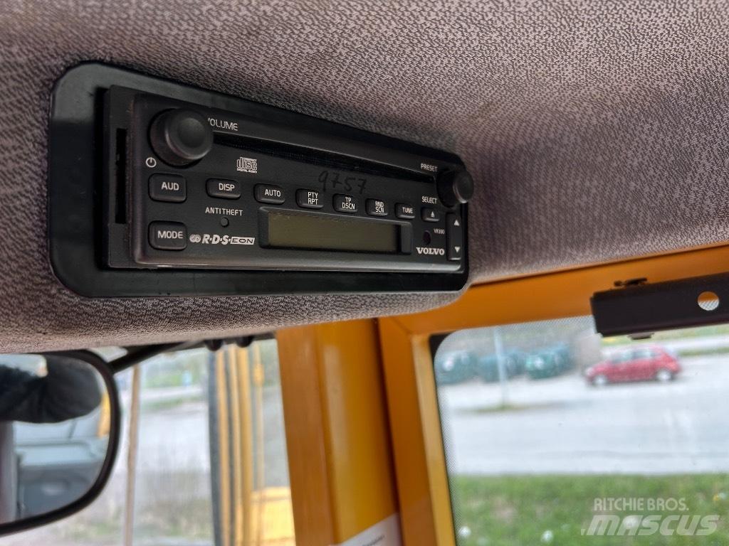 Volvo L 120 E Kolesové nakladače
