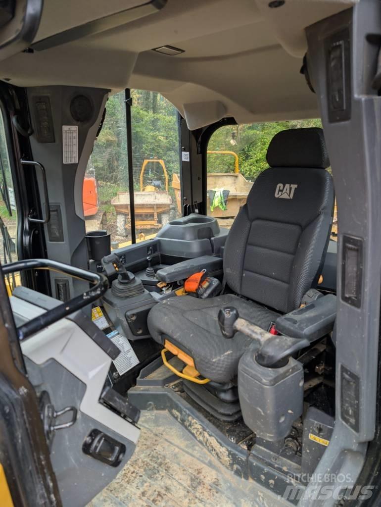 CAT D 6 LGP Pásové dozéry
