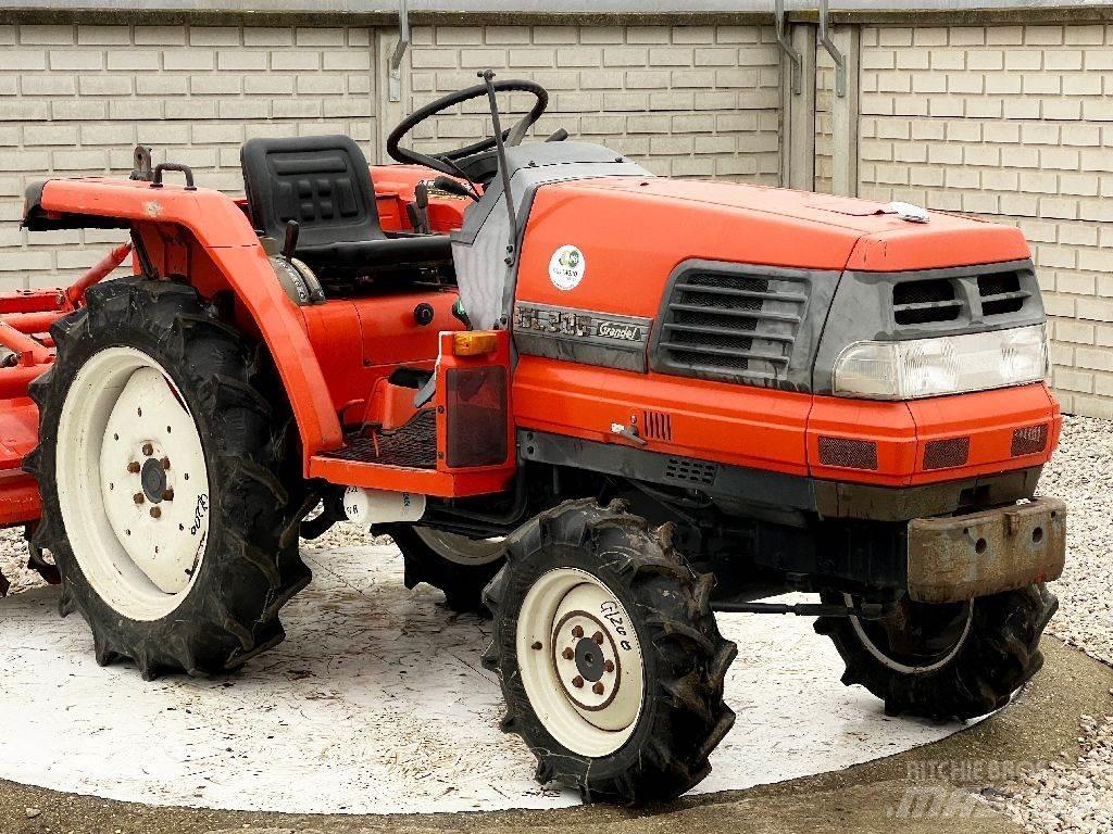 Kubota GL200 Traktory