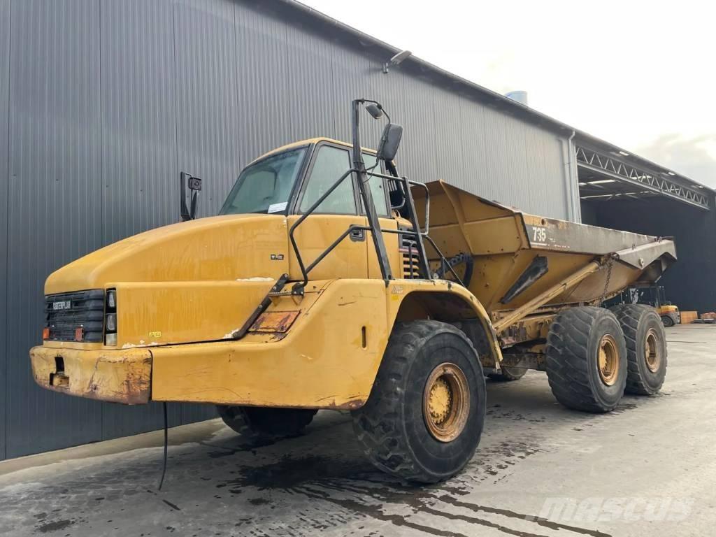 CAT 735 Kĺbové nákladné autá