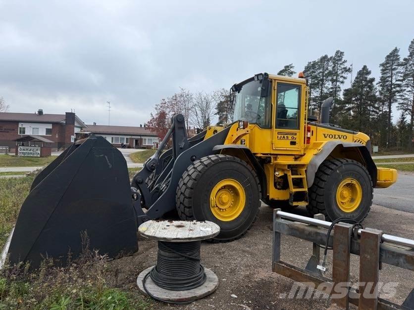 Volvo L110E Kolesové nakladače