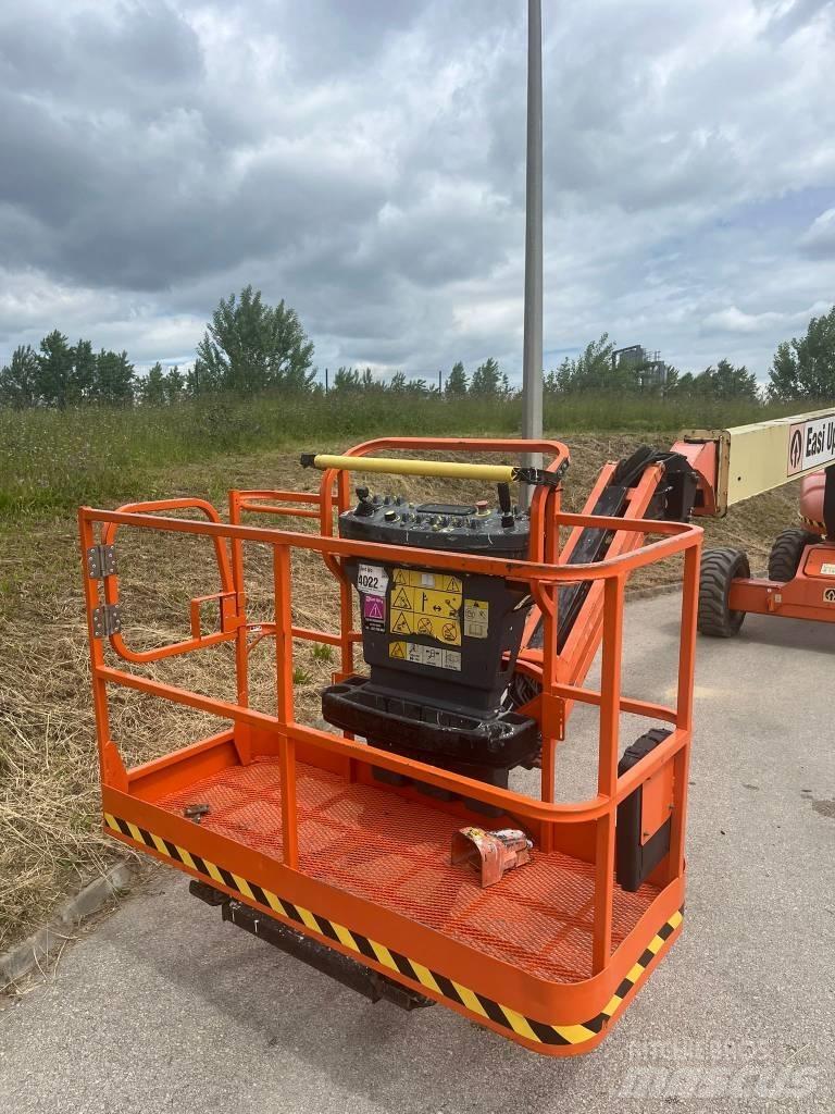 JLG M 600 JP Kĺbové plošiny