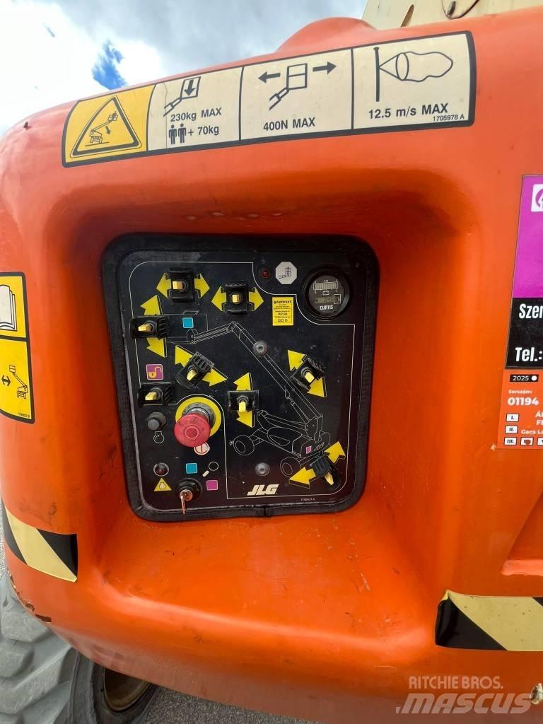 JLG M 600 JP Kĺbové plošiny