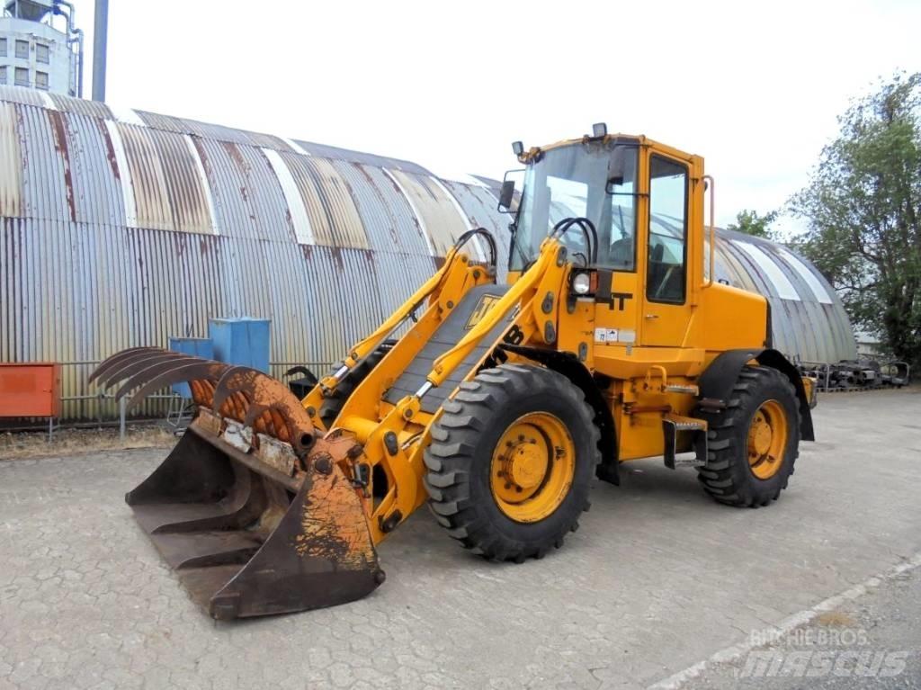 JCB 411 B HT Kolesové nakladače
