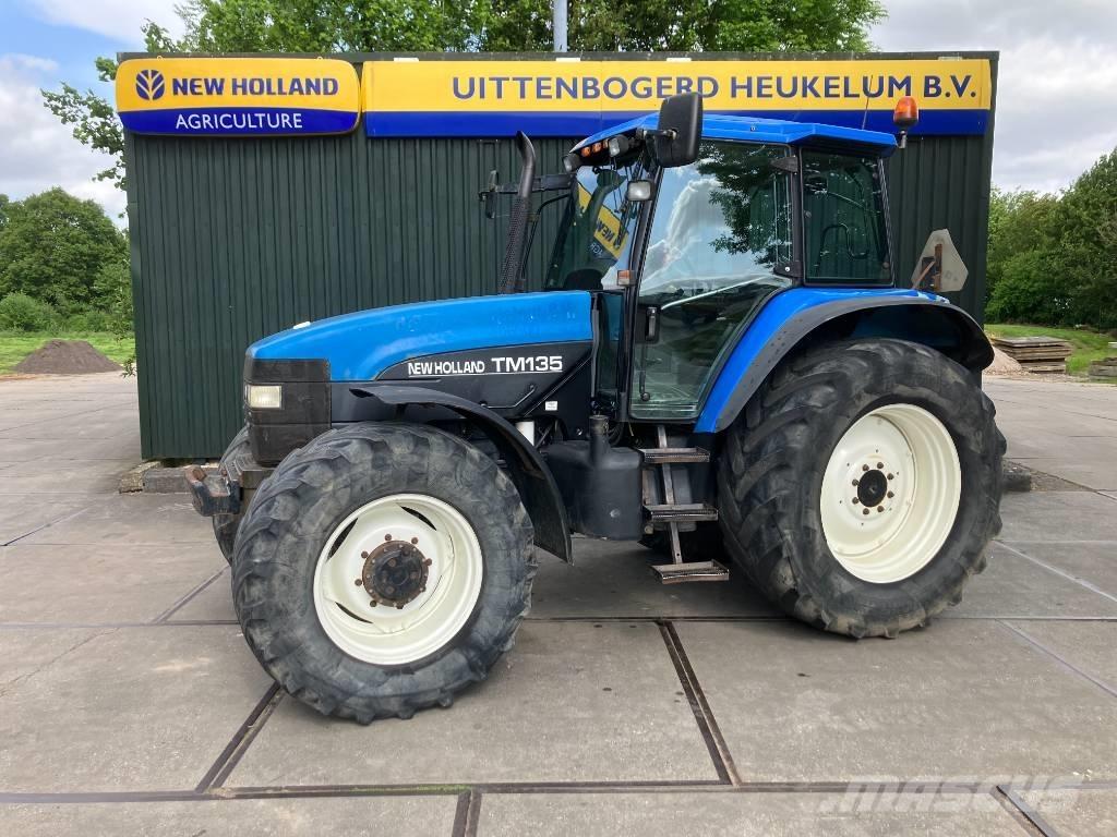 New Holland TM 135 Traktory
