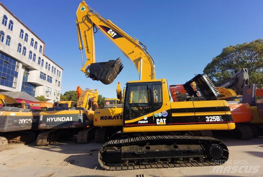 CAT 325 B L Pásové rýpadlá