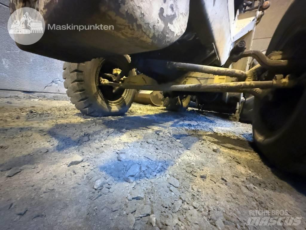 Volvo BM 620 Kolesové nakladače