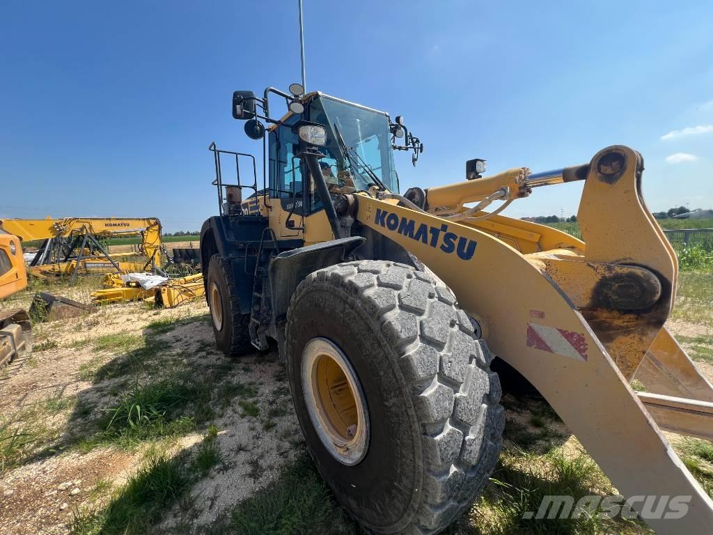 Komatsu WA 470-8 Kolesové nakladače