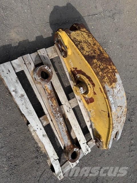 CAT 953 BUCKET LINK Lopaty