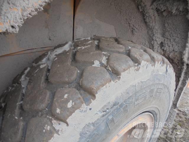 Hyundai HL 940 A Kolesové nakladače