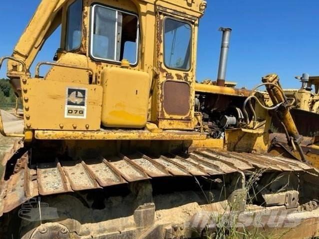 CAT D 7 G Pásové dozéry
