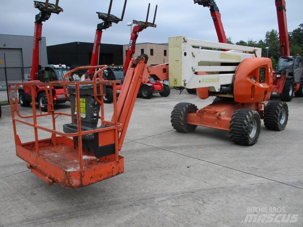 JLG 450 AJ (040) Kĺbové plošiny