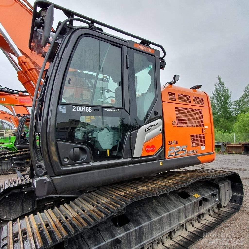 Hitachi ZX225USRLC-7 Pásové rýpadlá
