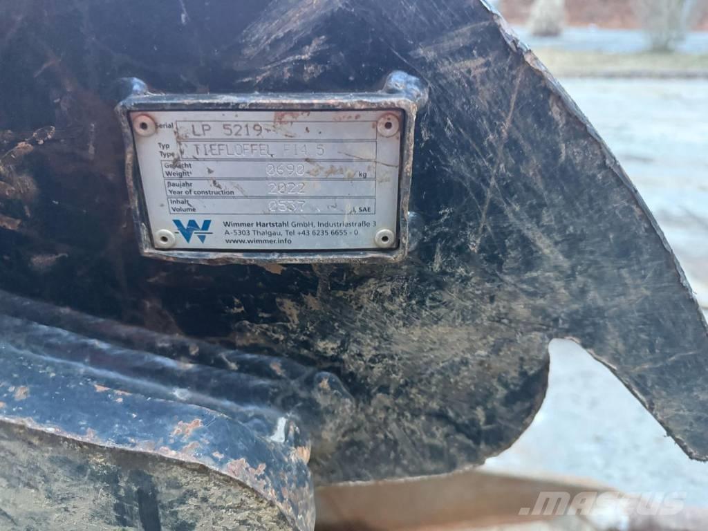 Liebherr 926 Compact Pásové rýpadlá