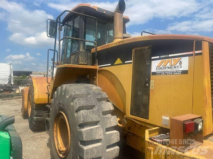 CAT 966 G II Kolesové nakladače