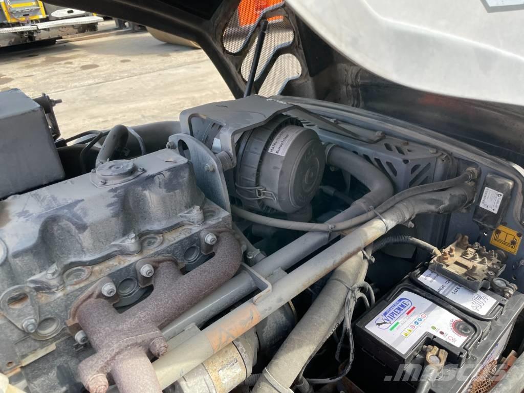 Hamm HD 10 VV Tandemové valce