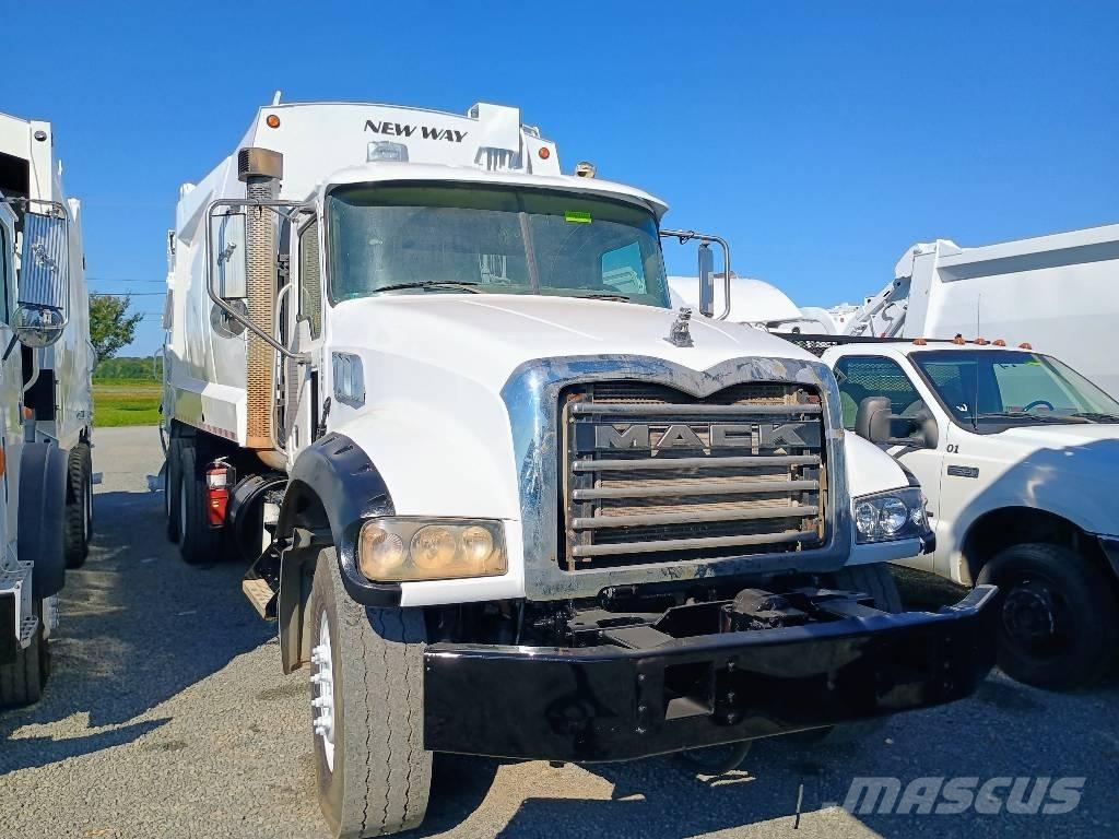 Mack GU 713 Smetiarske vozidlá