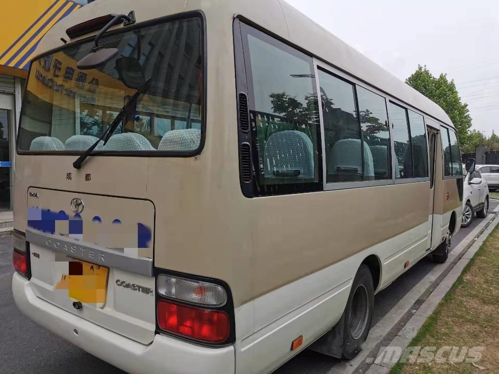 Toyota Coaster Bus Minibusy