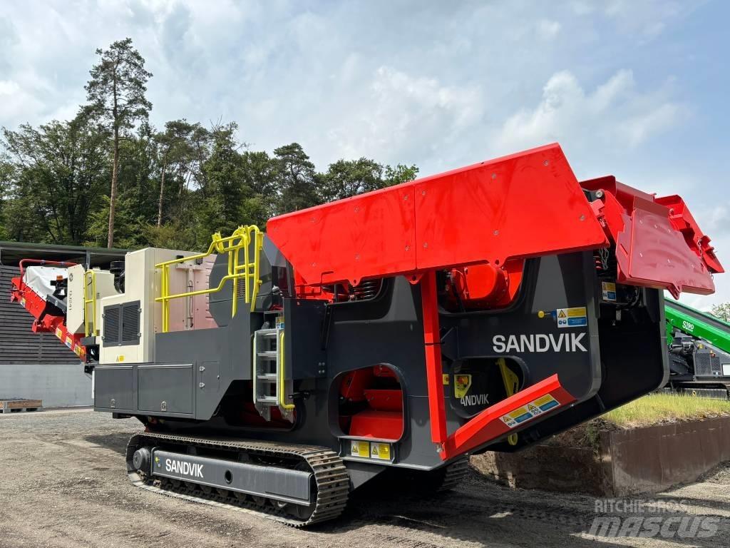 Sandvik QJ 241 Mobilné drviče